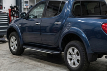 Mitsubishi L200 2015-2024 Side Steps Bosphorus Grey (2 pcs, Aluminum) photo 1