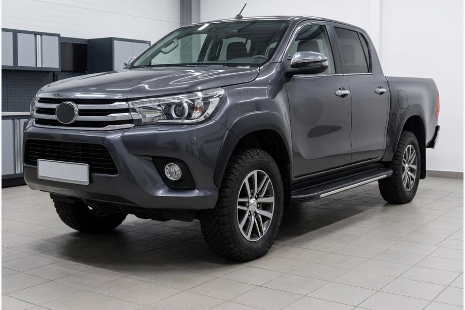 Toyota Hilux 2015- Side Steps Bosphorus Grey (2 pcs, Aluminum) Image