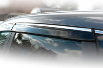 Honda CRV 2017-2022 Window deflectors with chrome trim (4 pcs, HIC) photo 2
