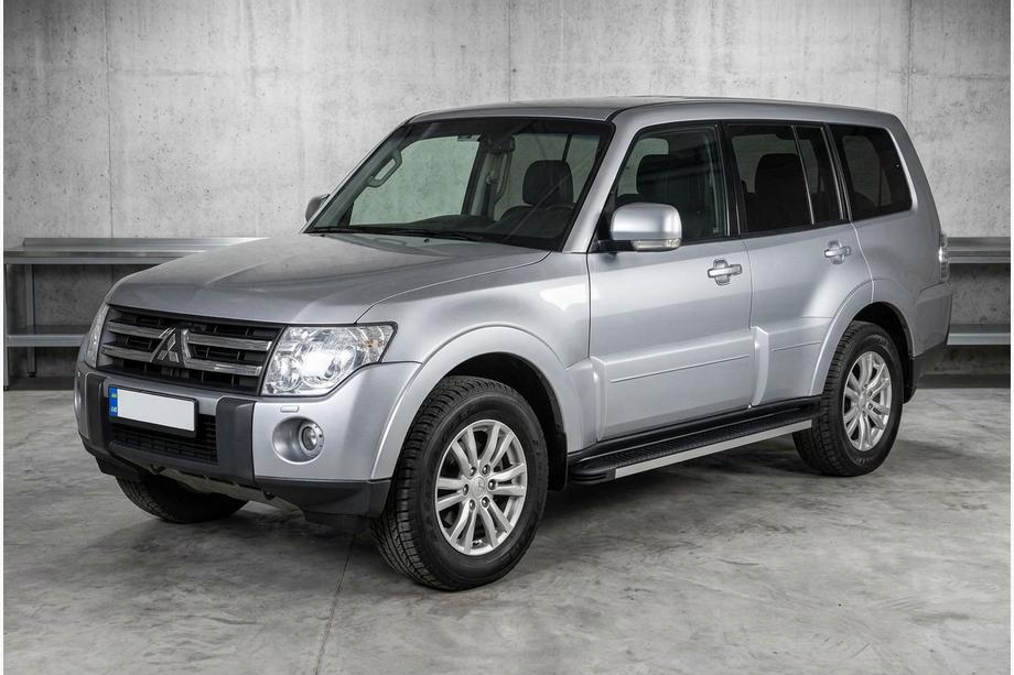 Mitsubishi Pajero Wagon IV 2006-2021 Side Steps Maya V1 (2 pcs, Aluminum) Image