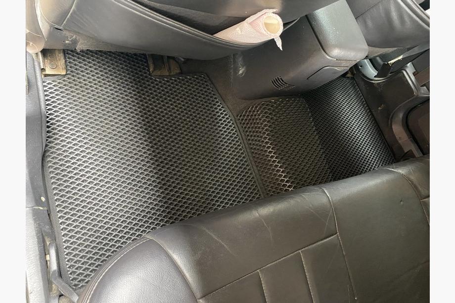 Jeep Cherokee XJ 1984-2001 EVA Floor Mats (black) Photo 2
