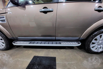 Land Rover Discovery IV 2009-2017 Side Steps Tayga V2 (2 pcs, Aluminum) photo 1