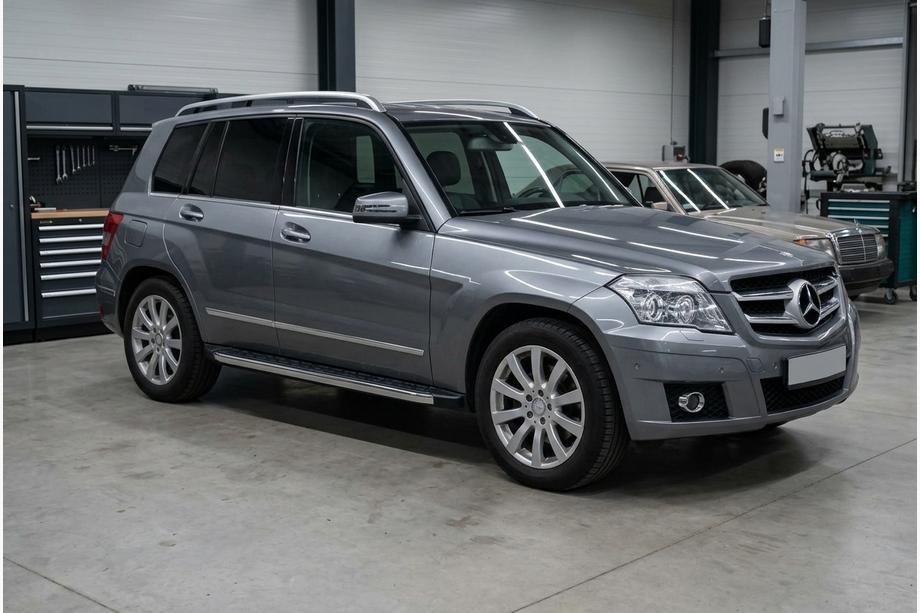 Mercedes GLK class X204 2008-2015 Side Steps BlackLine (2 pcs, Aluminum) Image