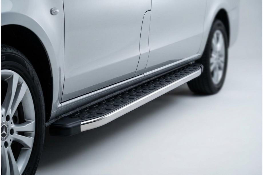 Mercedes Vito W639 2004-2014 Side Steps BlackLine (2 pcs, aluminum) Long (ExtraLong) Image