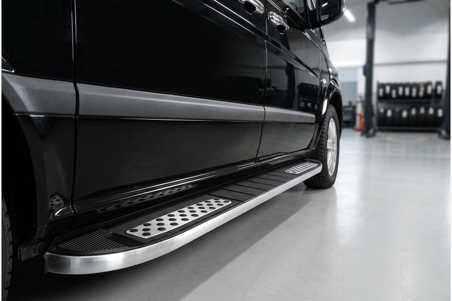 Mercedes Vito W639 2004-2014 Side Steps Tayga V2 (2 pcs, Aluminum) Image