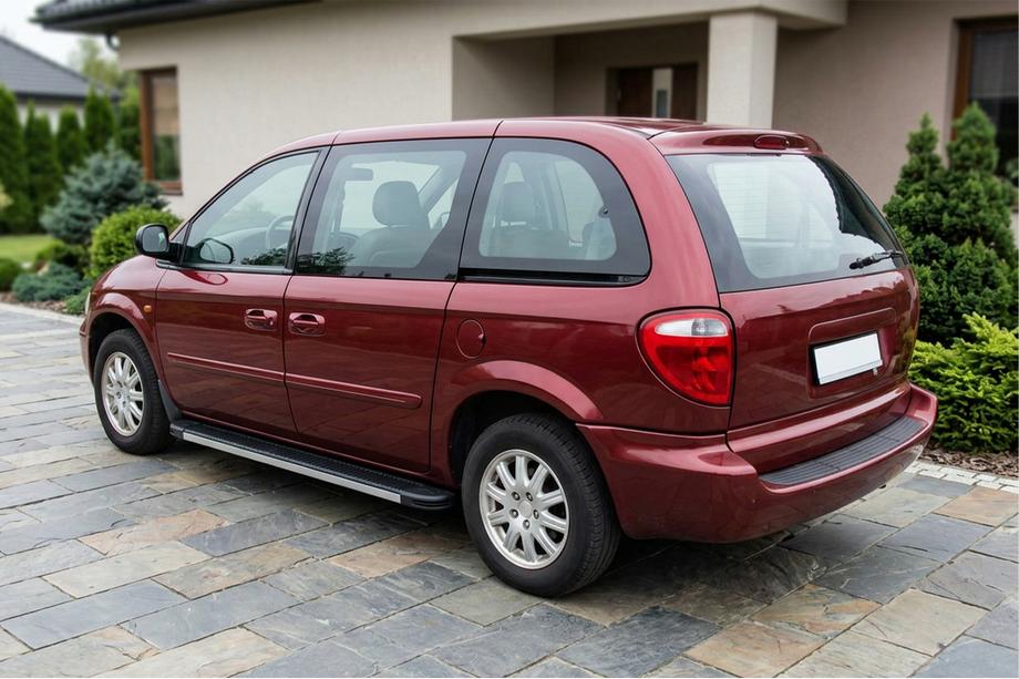 Chrysler Voyager 2001-2007 Side Steps Maya V1 (2 pcs, Aluminum) Image