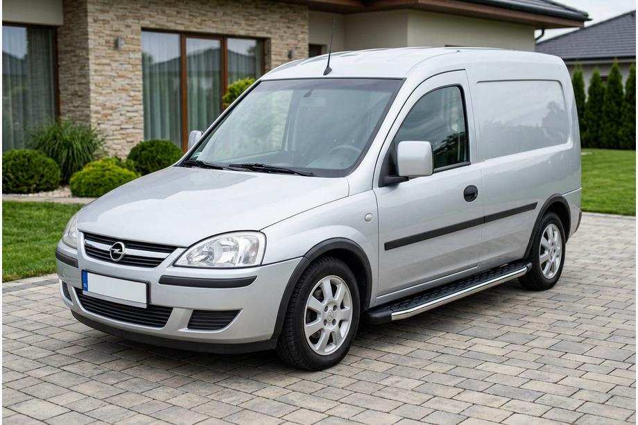 Opel Combo 2002–2012 Side Steps BlackLine (2 pcs, aluminum) Image