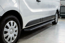 Opel Vivaro 2001–2015 Side Steps Tayga Black (2 pcs, Aluminum) photo 1