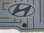 Hyundai Carpet Clip photo 16