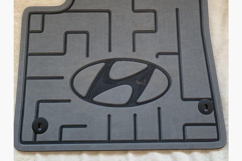 Hyundai Carpet Clip Photo 17