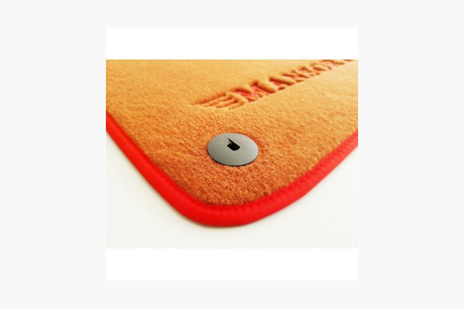 Hyundai Carpet Clip Photo 11