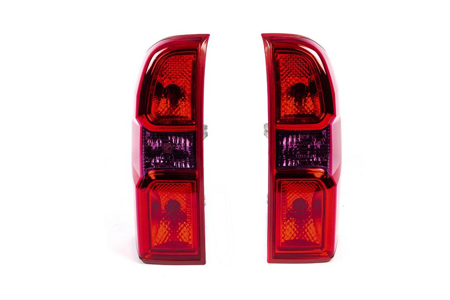 Nissan Patrol Y61 1997-2011 Tail Lights RED (2004-2008, 2 pcs) Photo 3