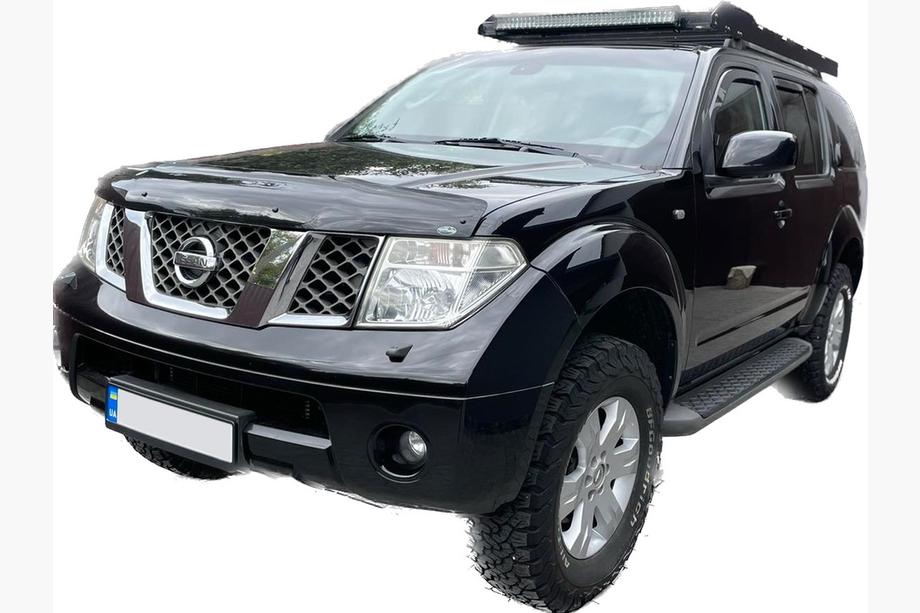 Nissan Pathfinder R51 2005-2014 Hood Deflector (EuroCap) Image