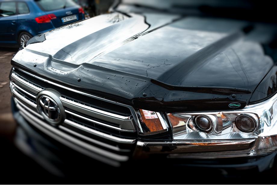 Toyota Land Cruiser 200 2007-2021 Hood Deflector 2015+ (EuroCap) Image