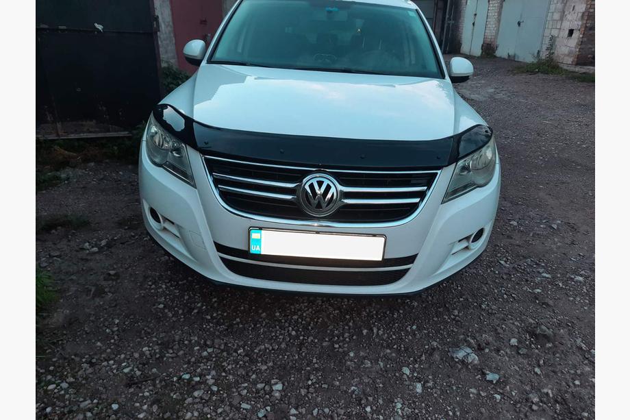 Volkswagen Tiguan 2007-2016 Hood Deflector (EuroCap) Photo 3