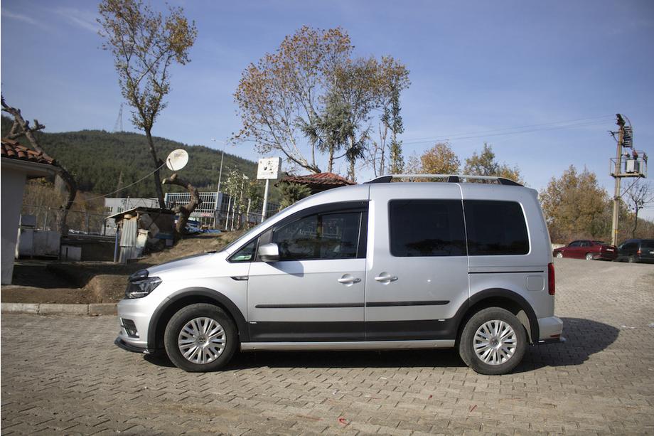 Volkswagen Caddy 2015-2020 Set of moldings and fender flares 1 Door, Short Wheelbase Photo 4