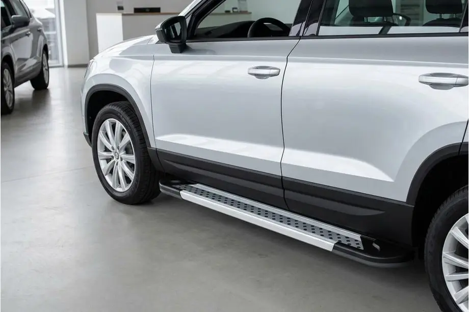 Seat Ateca 2016- Side Steps New Vision Grey (2 pcs, Aluminum) Image