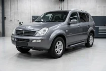 SsangYong Rexton I 2001-2017 Side Steps New Vision Black (2 pcs, Aluminum) photo 1