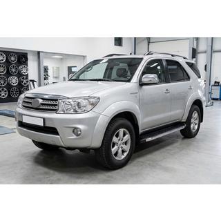 Side Steps BlackLine (2 pcs, Aluminum) Toyota Fortuner 2006-2015 photo 1