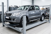 Toyota Hilux 2006-2015 Side Steps BlackLine (2 pcs, Aluminum) photo 1