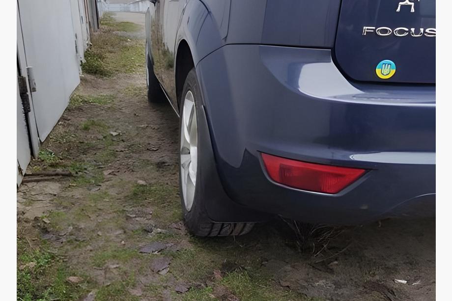 Ford Focus II 2005-2008 Original Premium Mud Flaps HB/SD (4 pcs) Image