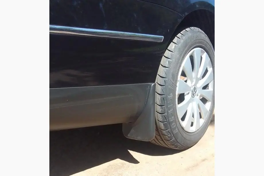 Volkswagen Passat B6 2006-2012 Premium Mud Flaps (4 pcs) Image