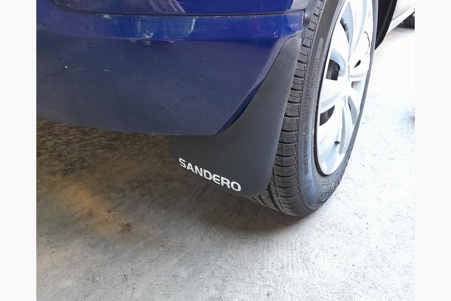 Dacia Sandero 2007-2013 Rear Mud Flaps (2 pcs) Image