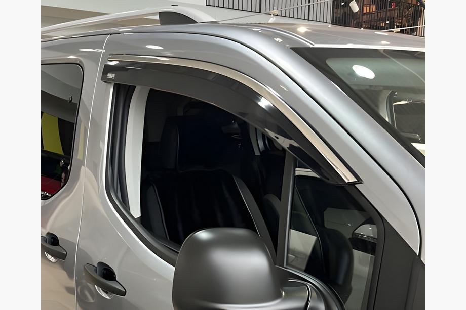 Citroen Berlingo/Multispace 2018- Window Deflectors with Chrome Trim (2 pcs, Niken) Image