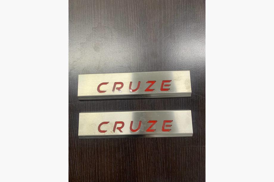 Chevrolet Cruze 2009–2015 SALE! Door Sill Covers (2 pcs, red) Image