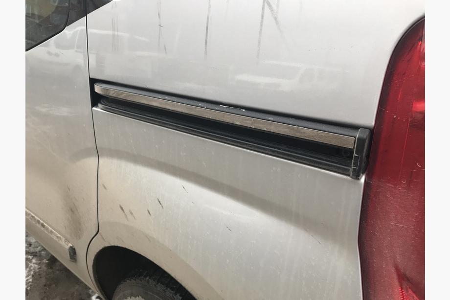 Fiat Fiorino/Qubo 2008-2024 Stainless Steel Mouldings for Sliding Doors (2 pcs) Photo 4