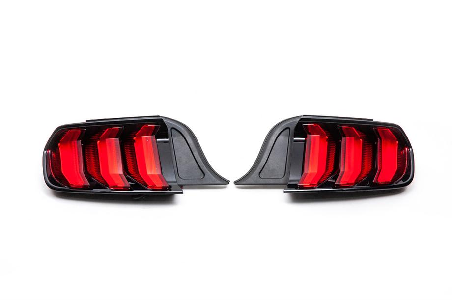 Ford Mustang 2015-2023 OEM Tail Lights (USA, 2 pcs, 2015+) Photo 1
