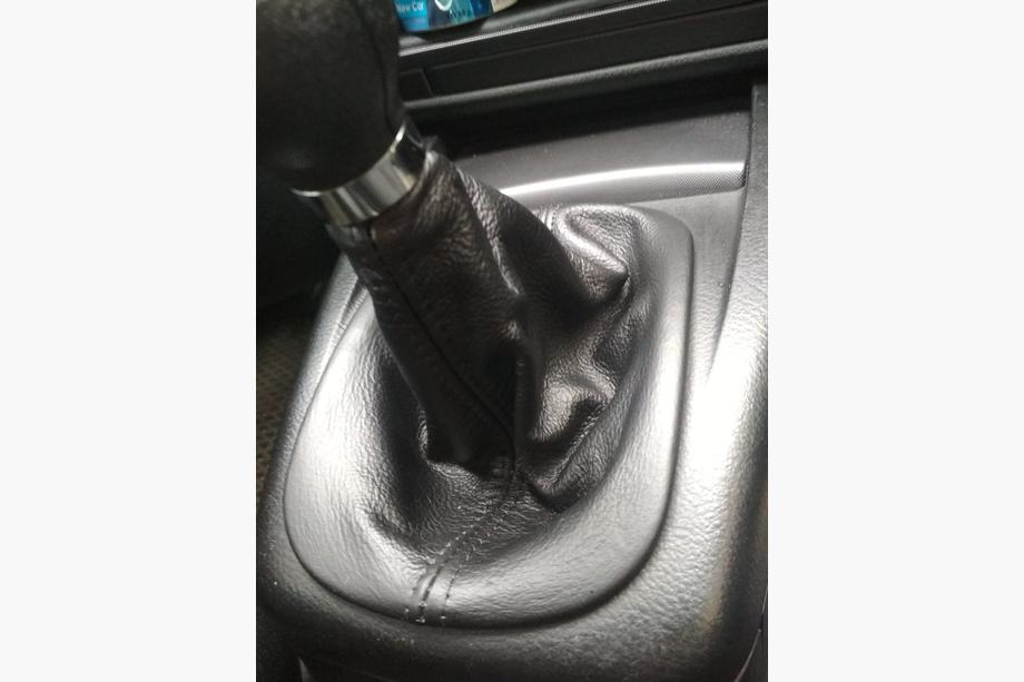 Volkswagen Passat B5 1997-2005 Gear Shift Boot Leather Photo 2