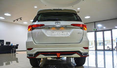 Toyota Fortuner 2015- Lexus-TRD V2 Body Kit Set (for 2015-2020) photo 3