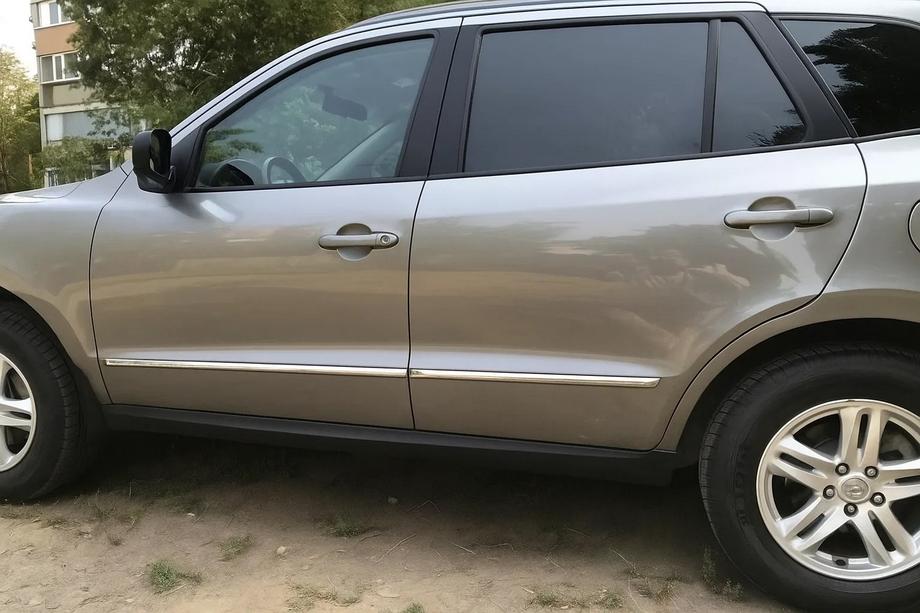 Hyundai Santa Fe 2 2006-2012 Door Mouldings Stainless Steel (4 pcs) Image