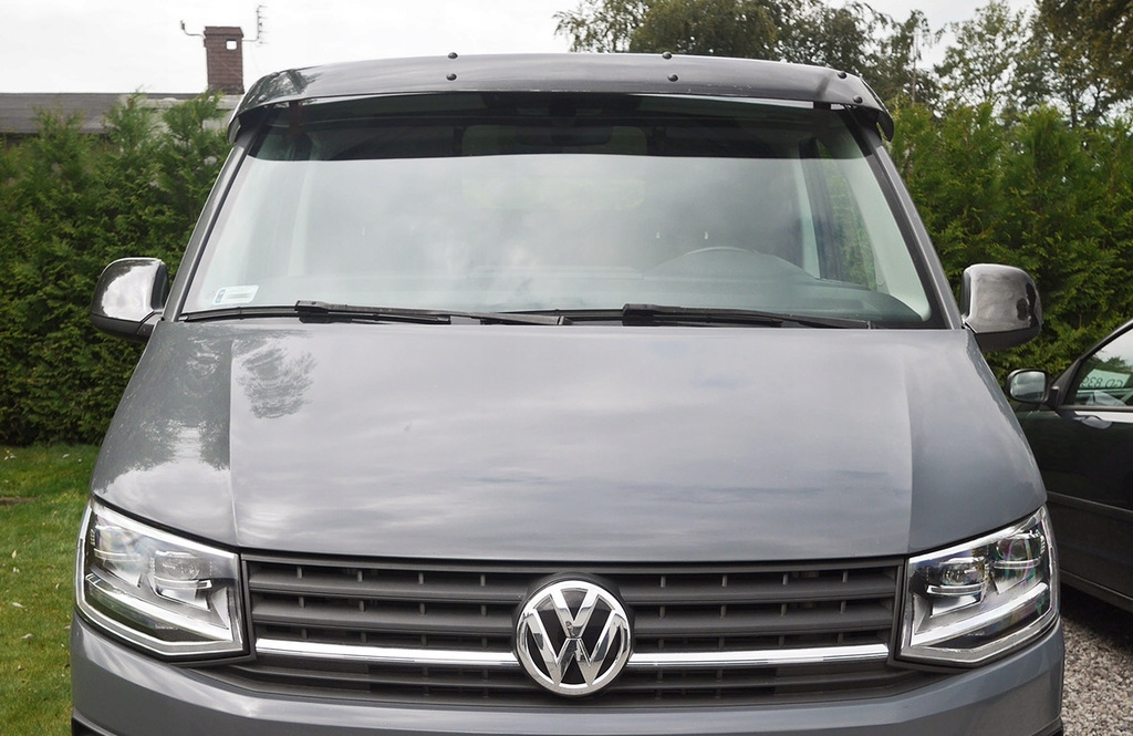 Windshield visor and its specifics