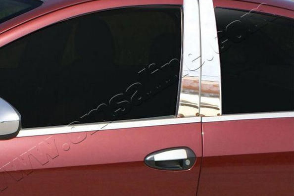Door pillar molding on Fiat Linea