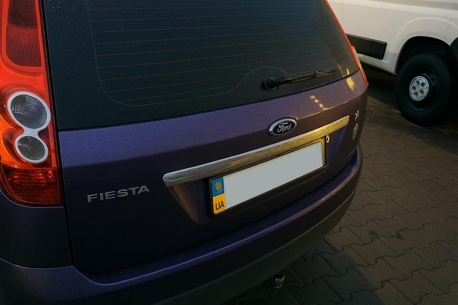 Ford Fiesta 2002-2008 Chrome trim above license plate (stainless steel) OmsaLine - Italian Stainless Steel Photo 3