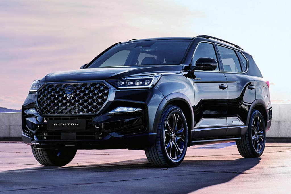 Photos of the new SsangYong Rexton published