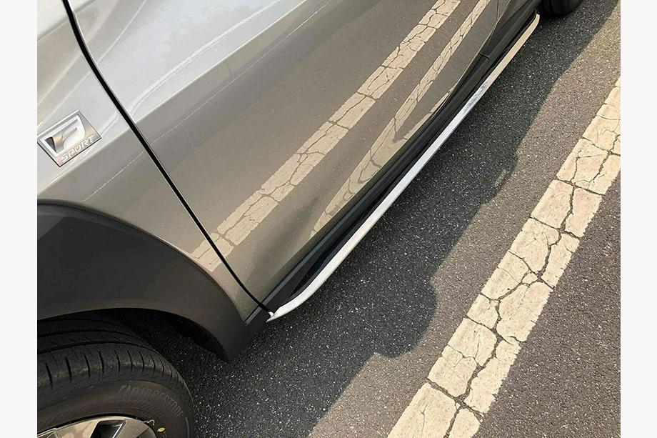 Lexus UX 2018- OEM Side Steps (2 pcs) Image