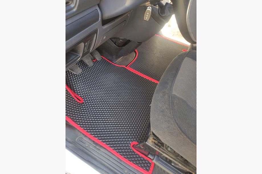 Peugeot Expert 1995-2007 EVA Floor Mats (black) Image