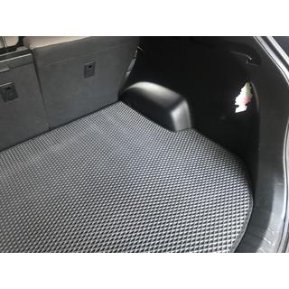 Trunk Mat (EVA, Black) (5-Seater) photo 3