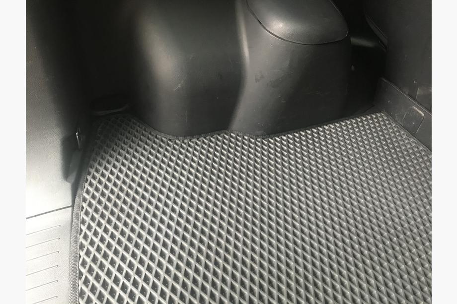 Kia Sportage 2004-2010 Trunk Mat (EVA, Black) Photo 4