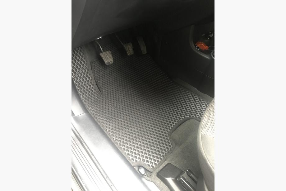 Kia Sportage 2004-2010 EVA Floor Mats (black) Photo 4