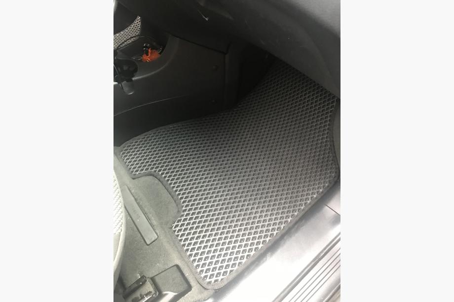 Kia Sportage 2004-2010 EVA Floor Mats (black) Photo 6