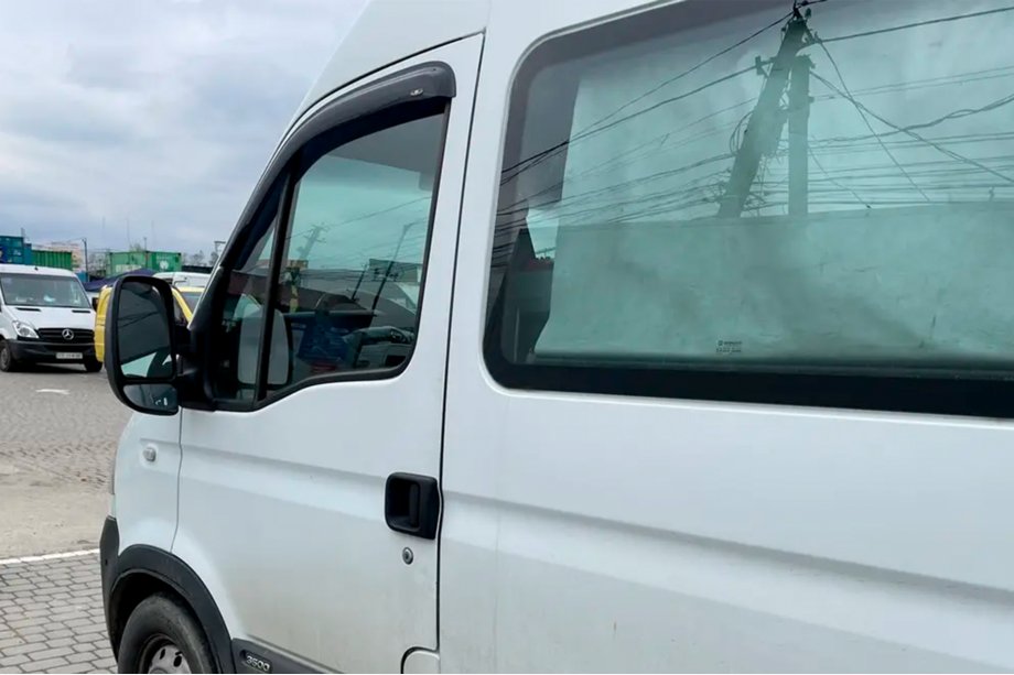 Iveco Daily 2006-2014 Window Deflectors (2 pcs, HIC) Photo 3