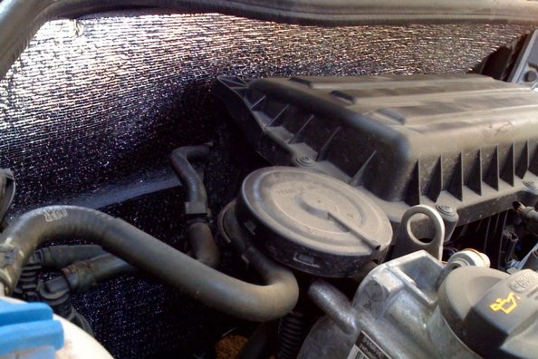 Do-it-yourself soundproofing of the engine compartment