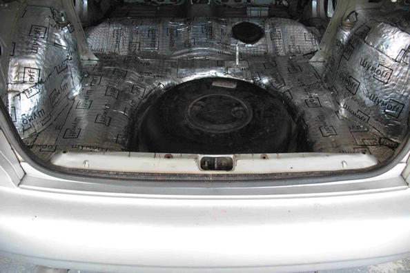 Do-it-yourself Lanos trunk soundproofing