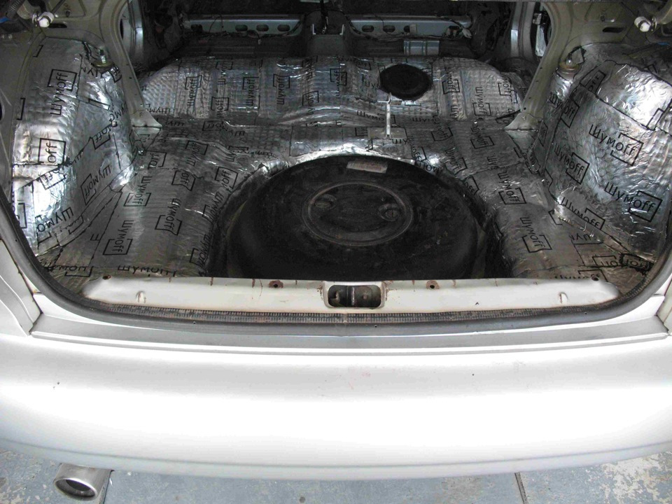 Do-it-yourself Lanos trunk soundproofing