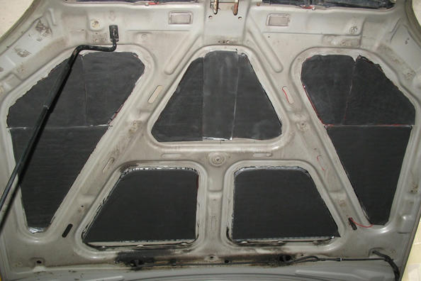Do-it-yourself Lanos hood noise insulation