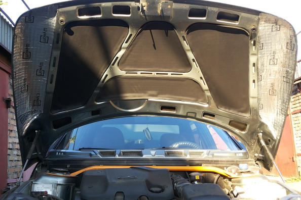 Do-it-yourself soundproofing of the hood of the VAZ 2110